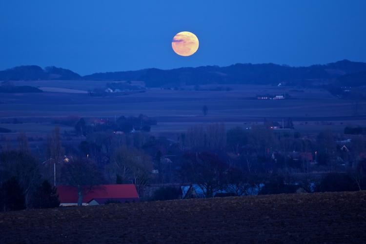 Fuldmåne ved Møns Klint